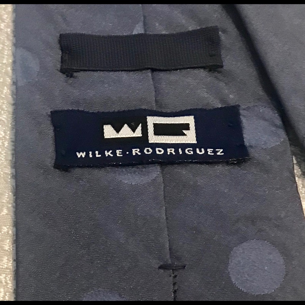 💯silk WILKE RODRIGUEZ POLKA DOT tie